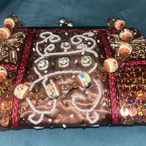 Handbeaded Sequin Kiss Lock Mini Purse Beaded Handle Floral Embellished Handbag - Picture 5 of 5